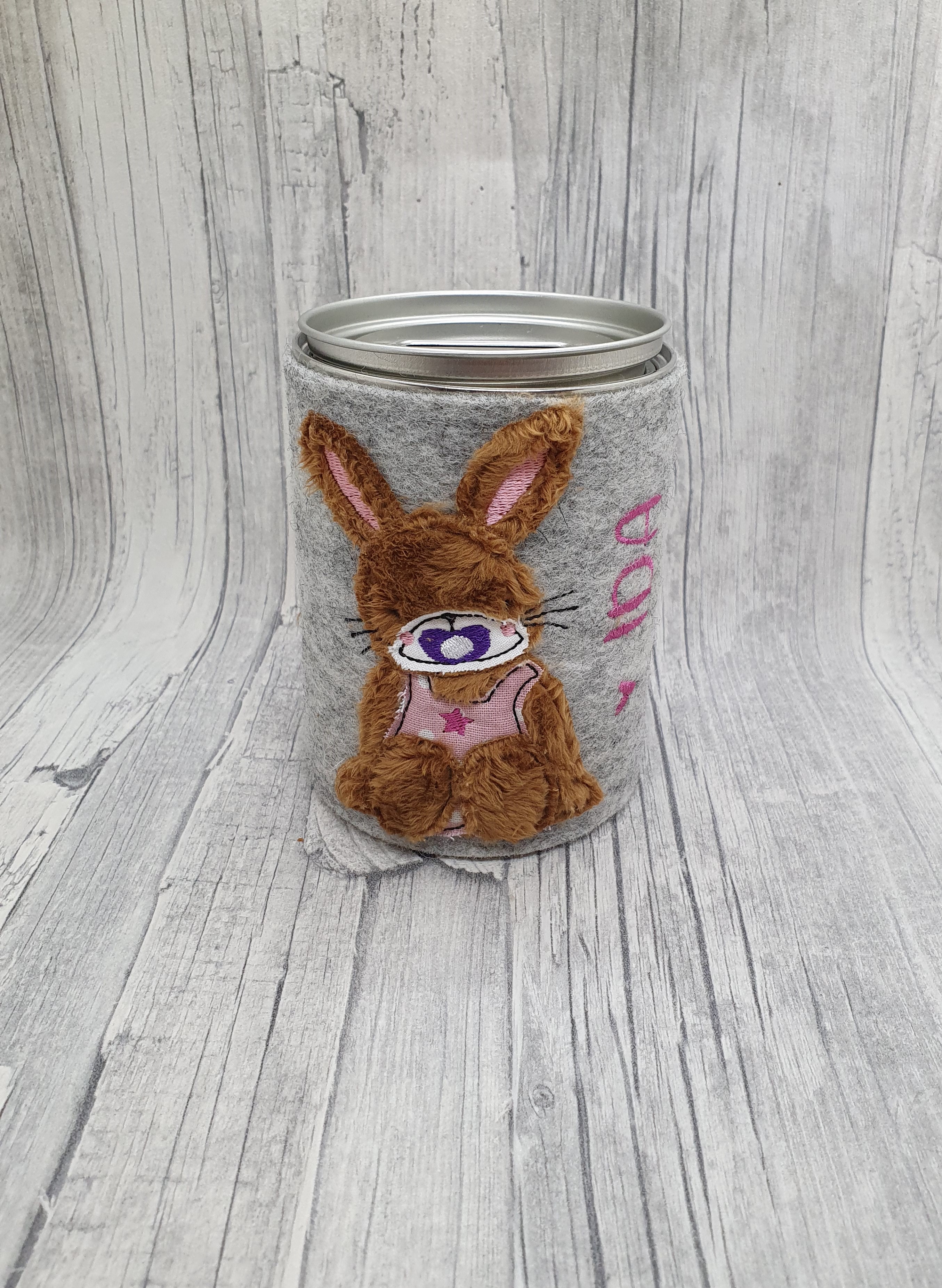 Spardose  Hasenbaby mit Schnuller + Name, Wollfilz bestickt