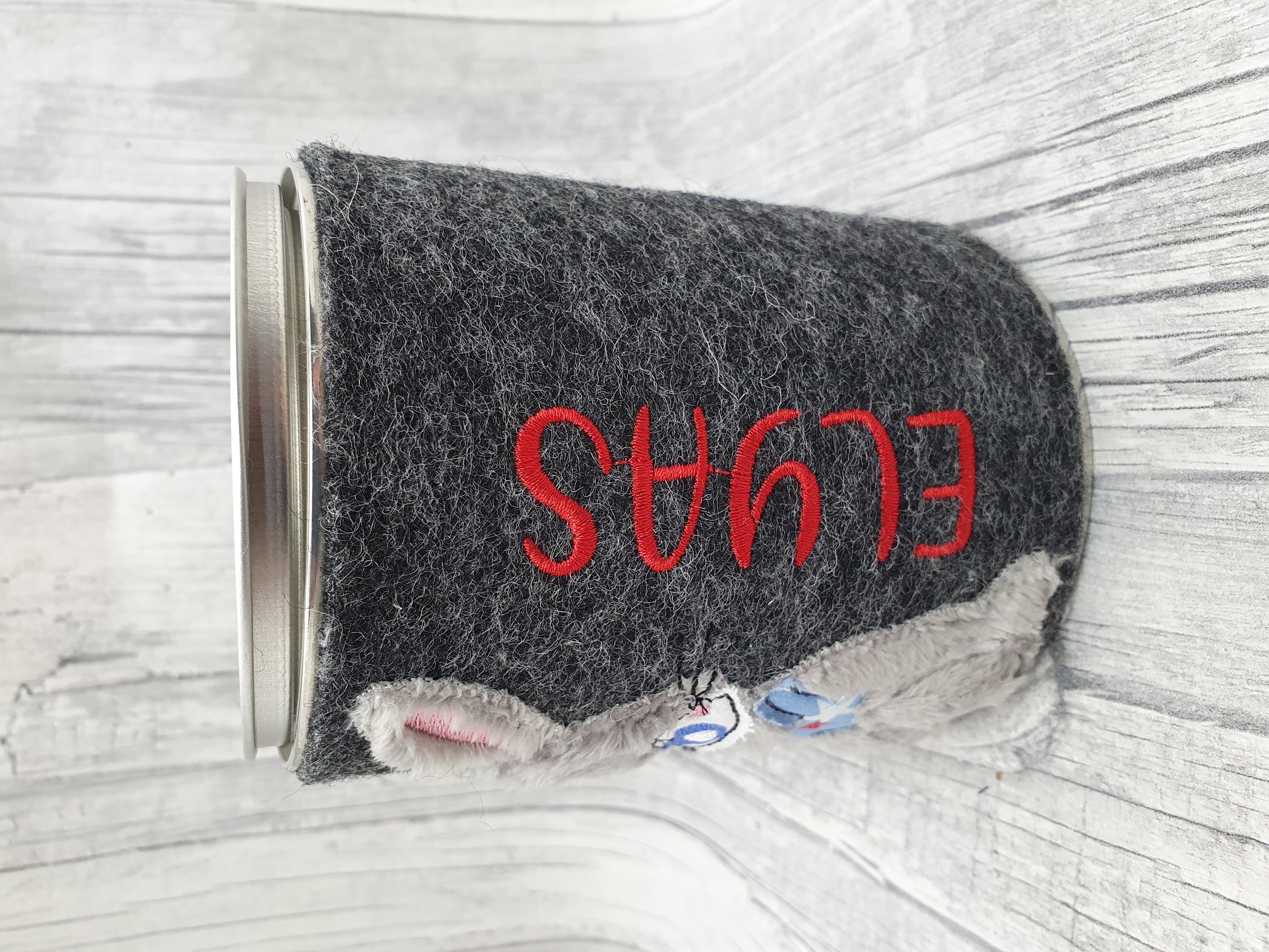 Spardose - Hasenbaby Junge mit Schnuller + Name - Wollfilz bestickt 